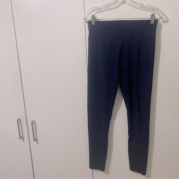 Kurta top and silk dupatta with added leggings - Picture 9 of 13